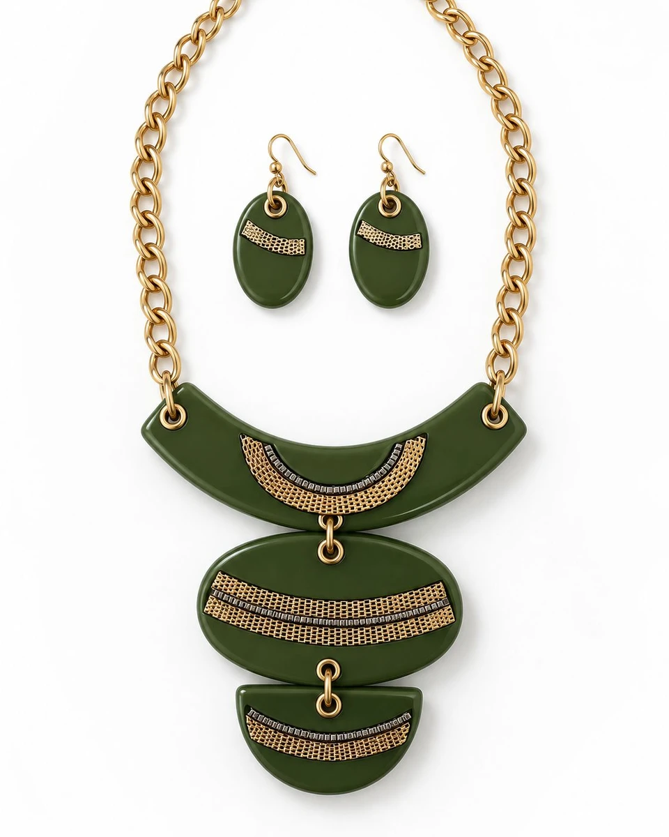 Collar Isis verde 