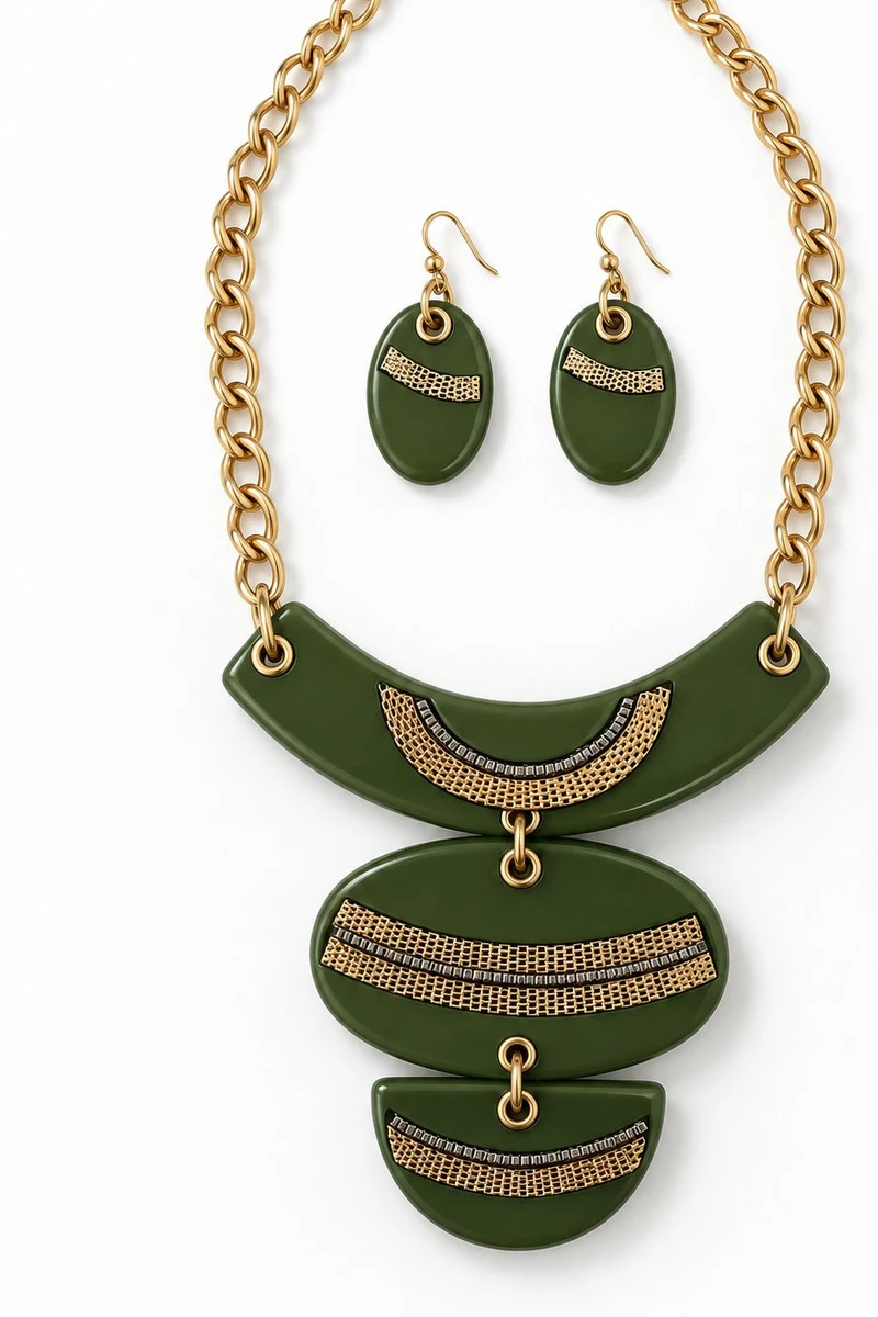Collar Isis verde Collar Isis verde