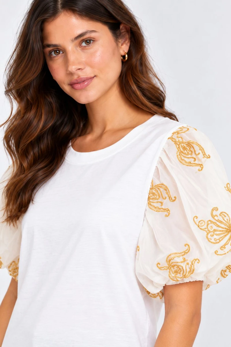 T-Shirt Golden Bloom T-Shirt Golden Bloom