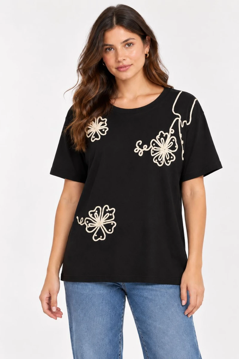 T-shirt bordada T-shirt bordada 1